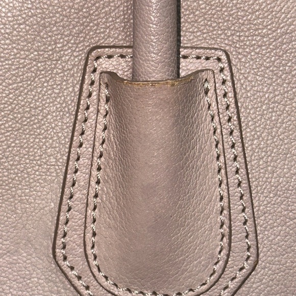 Givenchy Antigona Medium Leather Bag - Picture 12 of 13